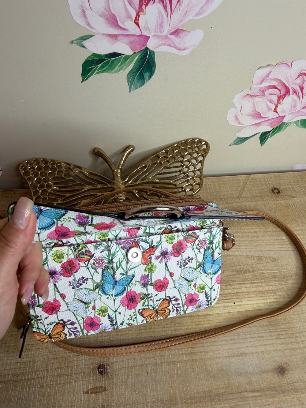 Bueno Floral & Butterfly Crossbody - White, Pink, Tan - Picture 3 of 8